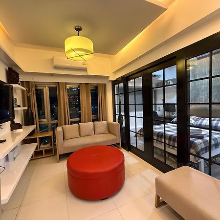 Luxury Condo At Forbeswood Parklane The Fort Bgc Makati City Buitenkant foto