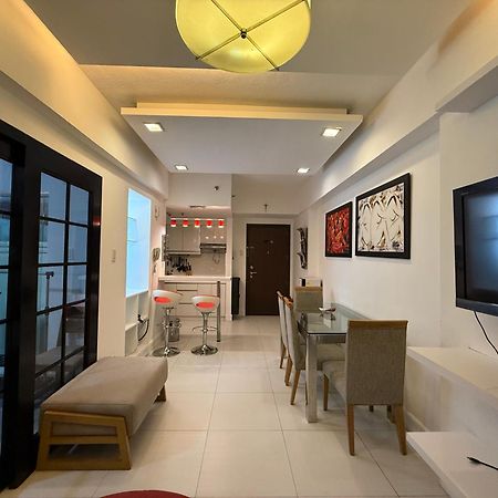 Luxury Condo At Forbeswood Parklane The Fort Bgc Makati City Buitenkant foto