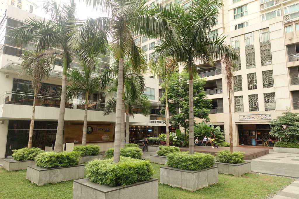 Luxury Condo At Forbeswood Parklane The Fort Bgc Makati City Buitenkant foto