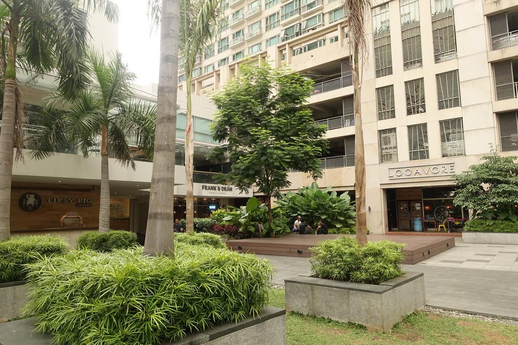 Luxury Condo At Forbeswood Parklane The Fort Bgc Makati City Buitenkant foto