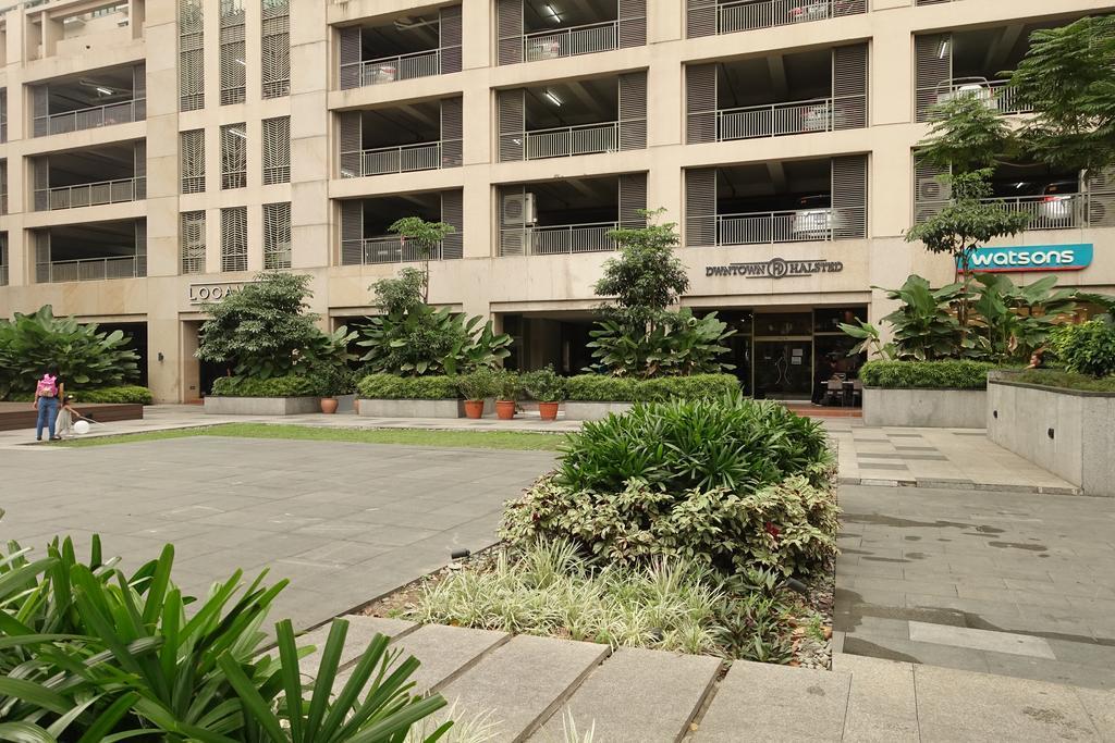 Luxury Condo At Forbeswood Parklane The Fort Bgc Makati City Buitenkant foto