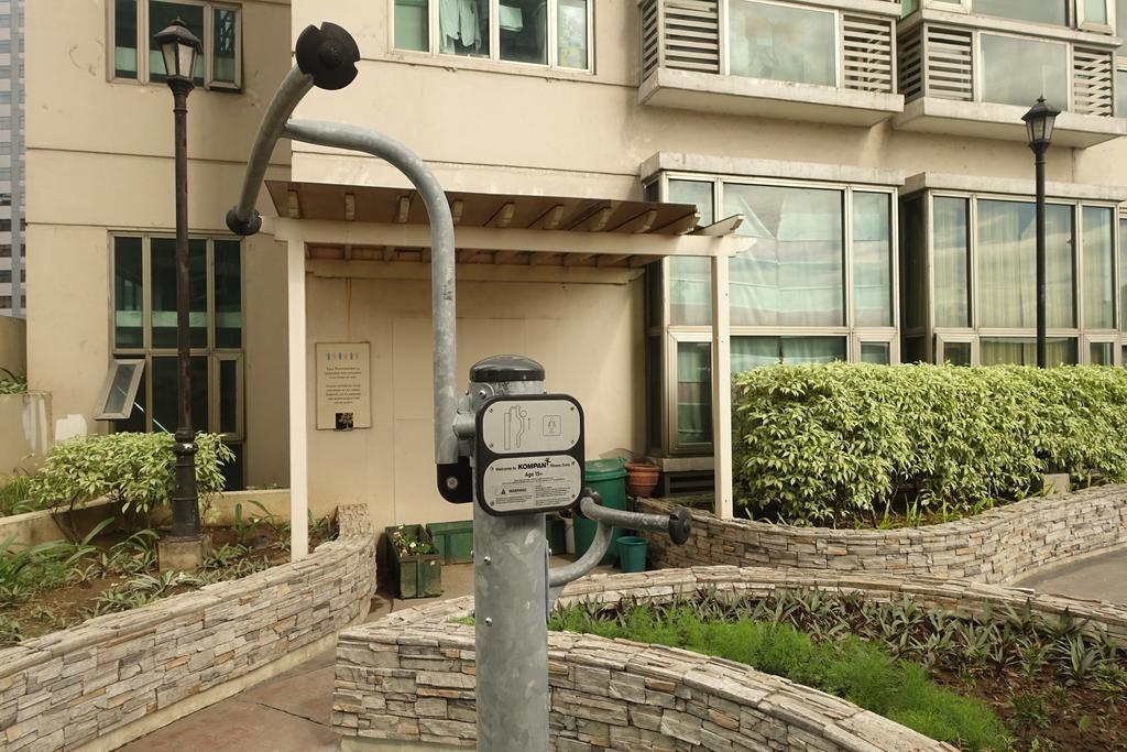 Luxury Condo At Forbeswood Parklane The Fort Bgc Makati City Buitenkant foto