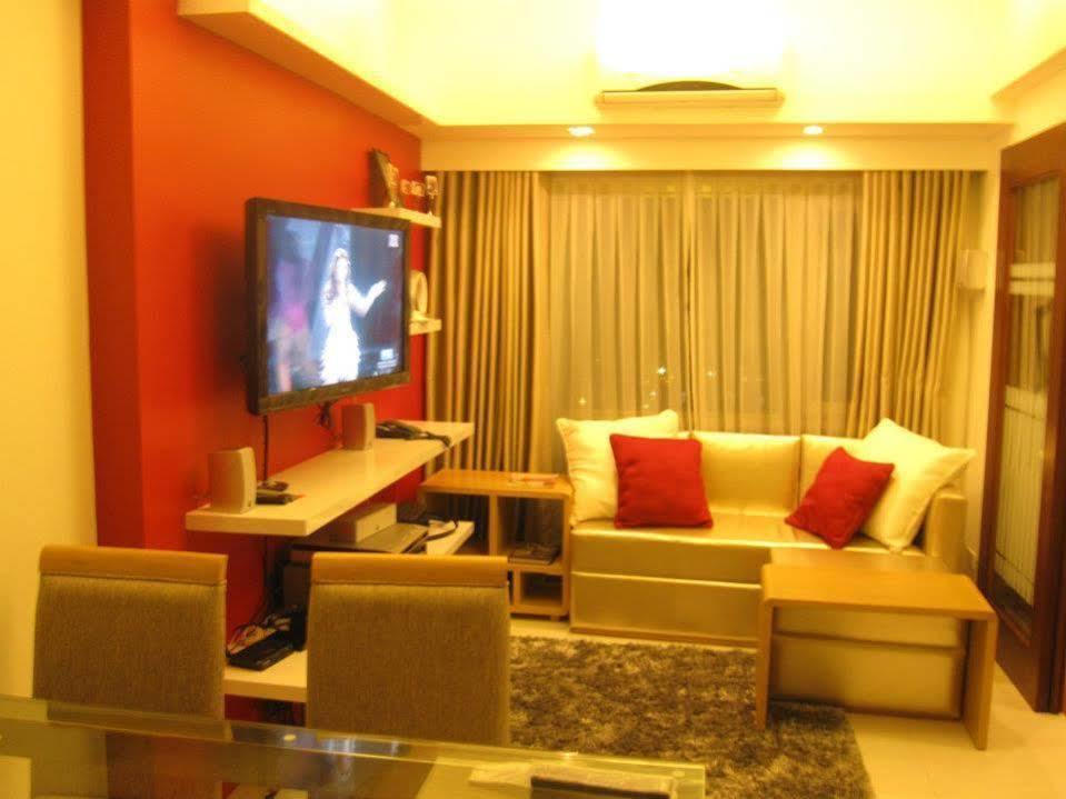 Luxury Condo At Forbeswood Parklane The Fort Bgc Makati City Buitenkant foto